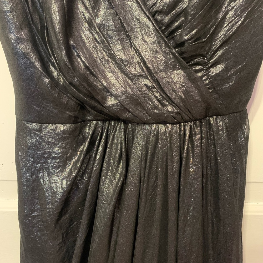 Vera Wang gown - Picture 5 of 6